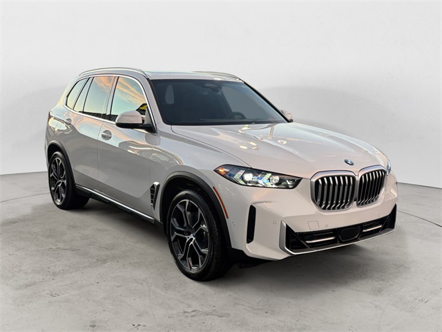 2026 BMW X5 40i's photo