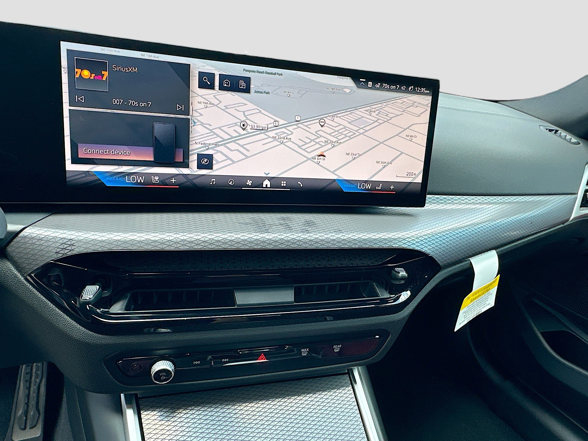 2025 Bmw 330i photo 12