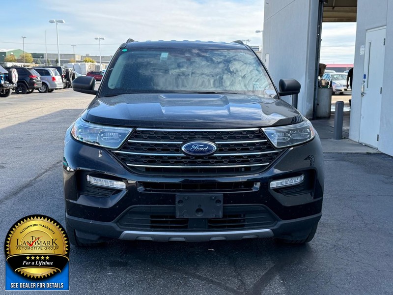 2023 Ford Explorer XLT photo 4