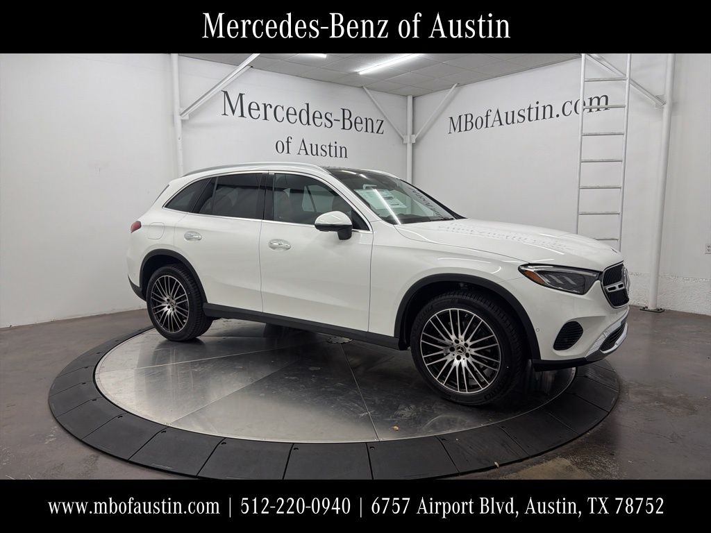 2026 Mercedes-Benz GLC Base's photo