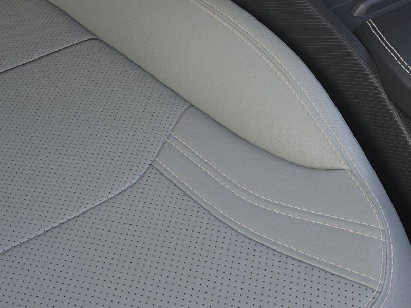 2025 Ford Mustang Mach-E Premium photo 3