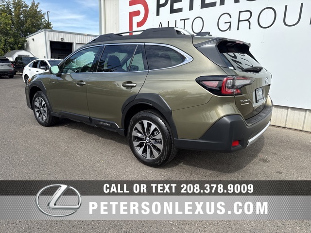 2025 Subaru Outback Touring XT photo 3