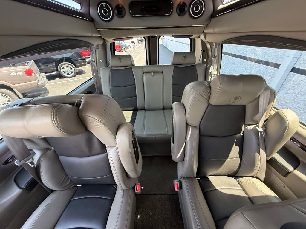 2020 Gmc Savana photo 36