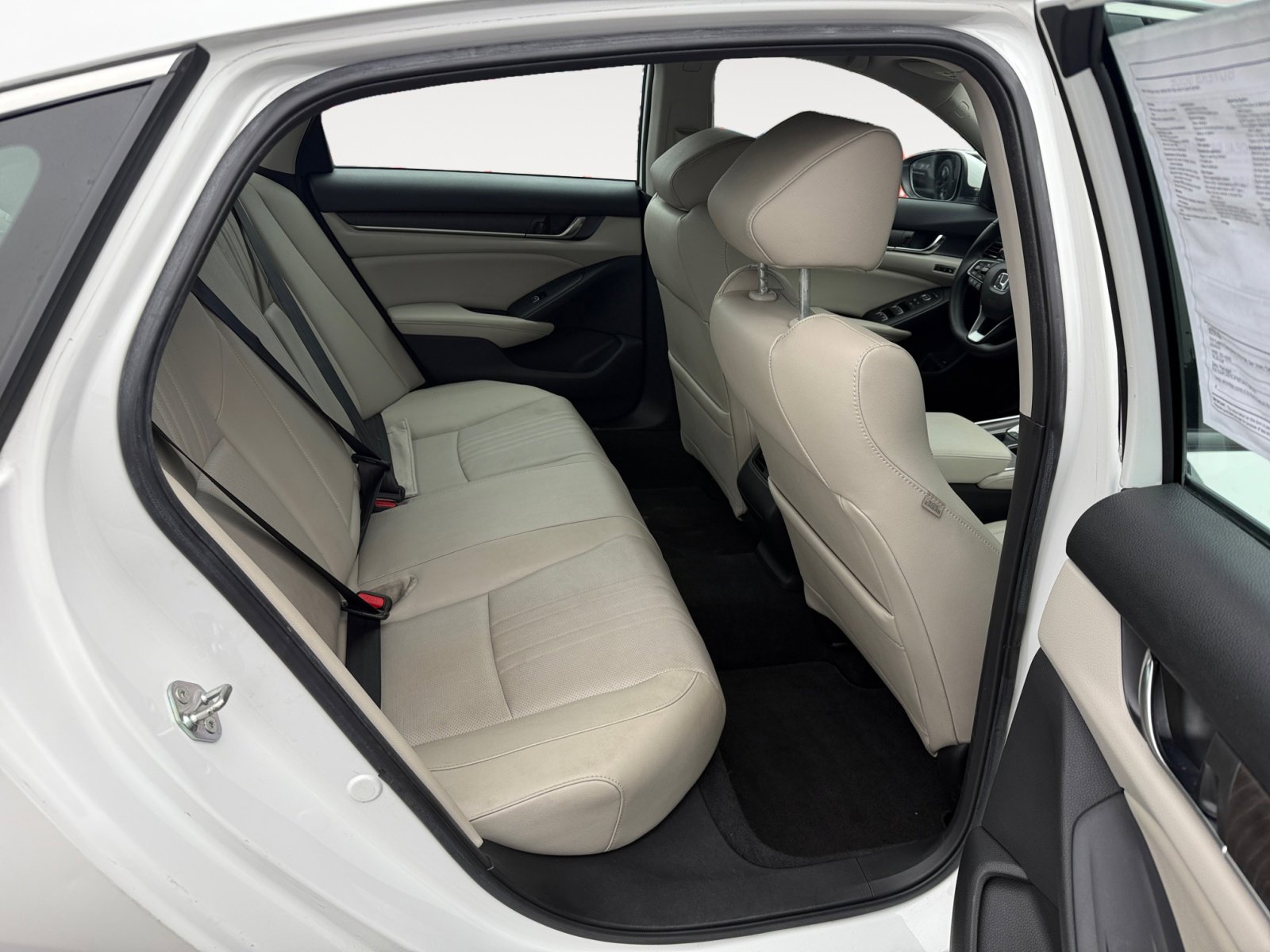 2019 Honda Accord EX-L 2.0T photo 18