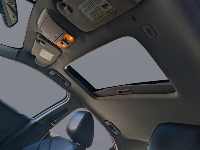 2010 Mercury Milan Premier photo 18