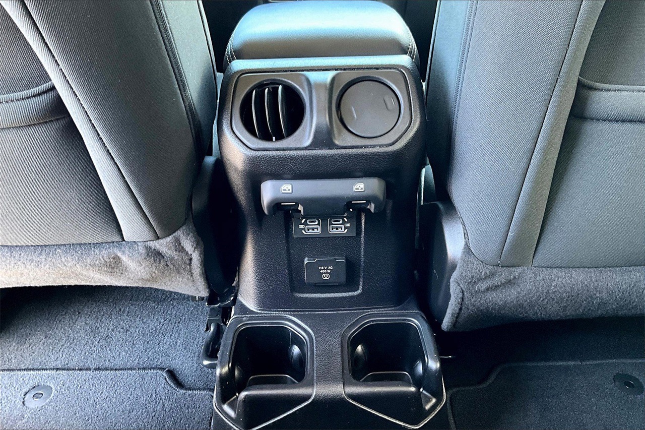 2021 Jeep Gladiator Overland photo 14
