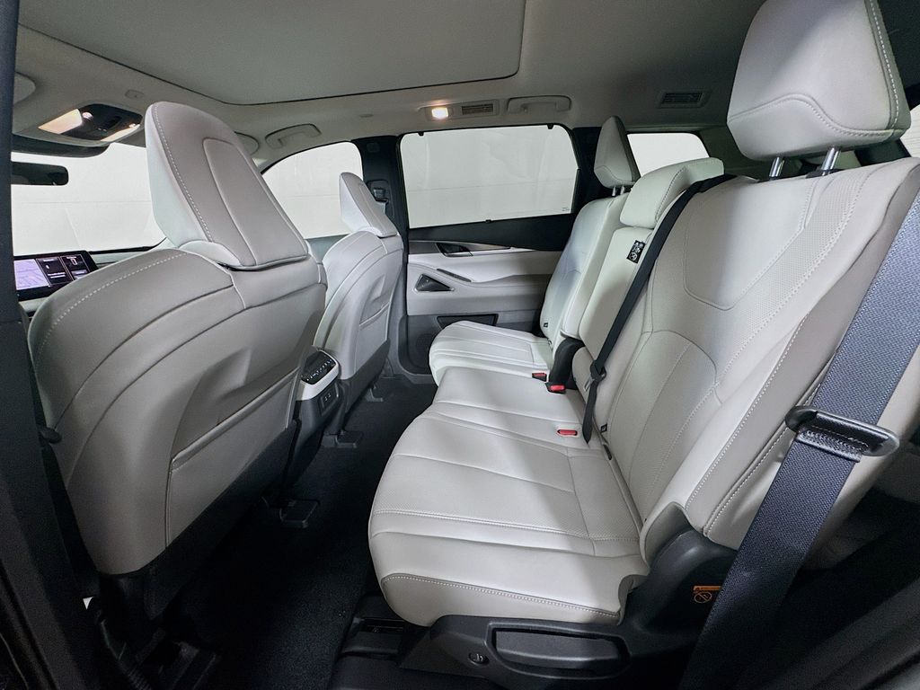 2026 Infiniti QX60 Luxe photo 29