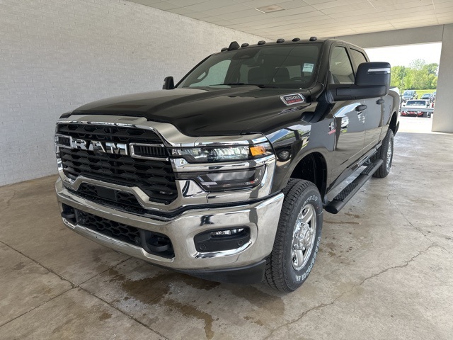2025 Ram 2500 Tradesman photo 2