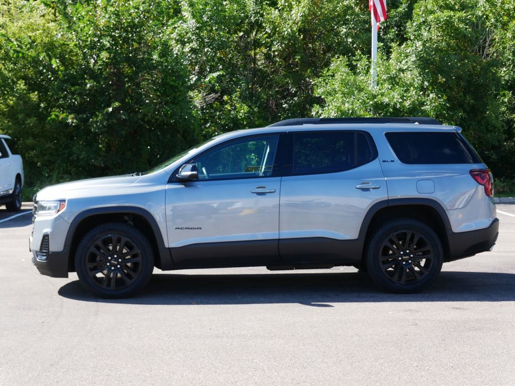 2023 Gmc Acadia SLE photo 3