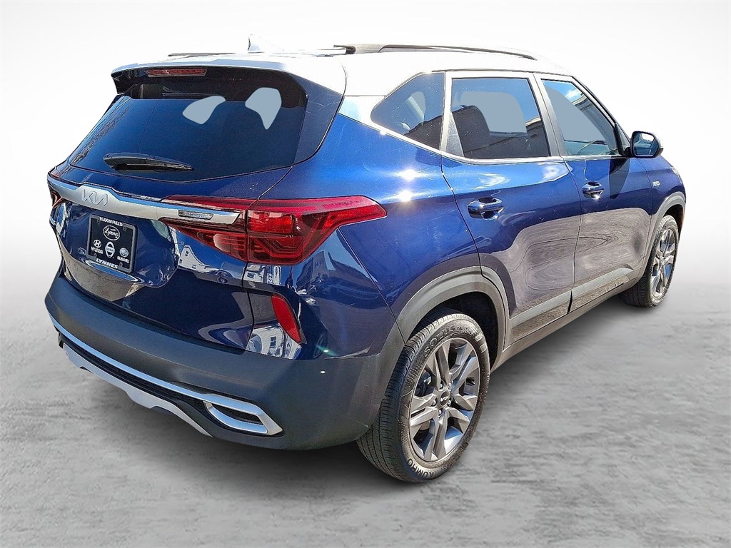 2022 Kia Seltos S photo 6
