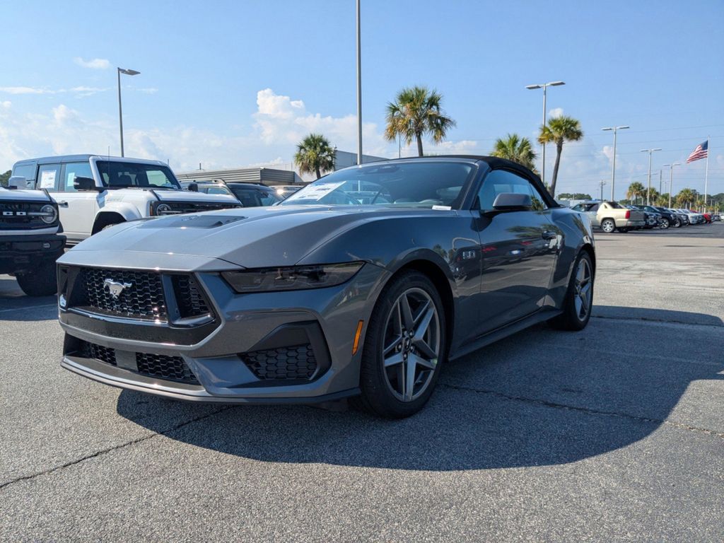 2025 Ford Mustang GT Premium Convertible photo 8