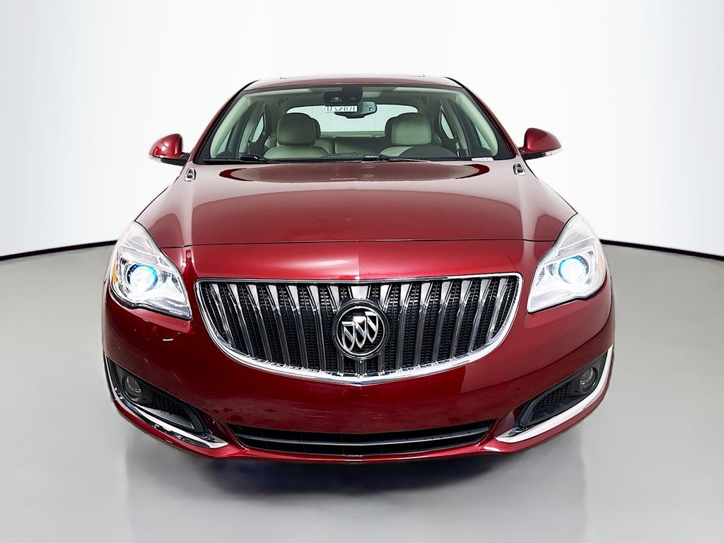 2016 Buick Regal Premium II photo 2