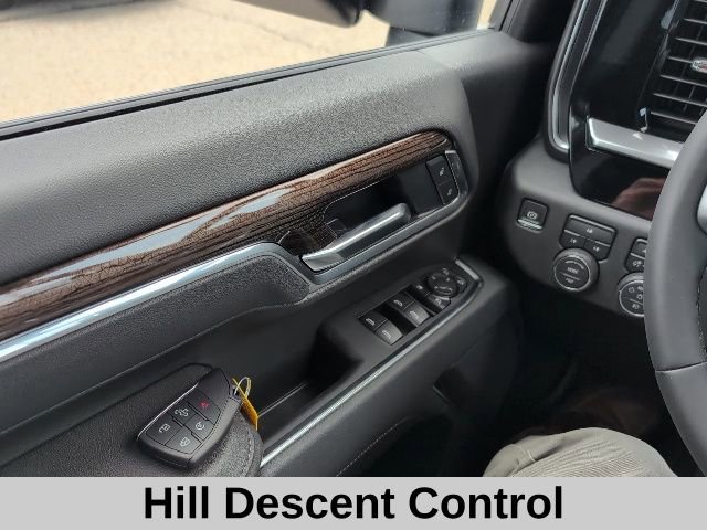 2026 Chevrolet Silverado 2500HD LT photo 8