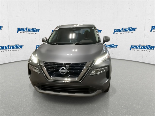 2023 Nissan Rogue SV photo 3