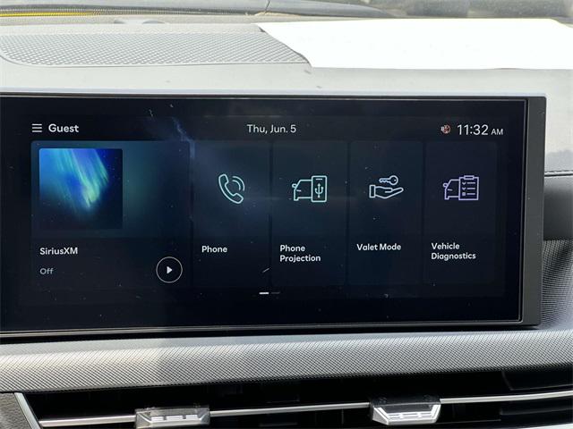 2025 Hyundai Sonata SEL photo 3