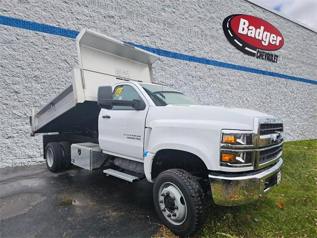 2023 Chevrolet Silverado 4500 Medium Duty Chassis Cab Work Truck's photo
