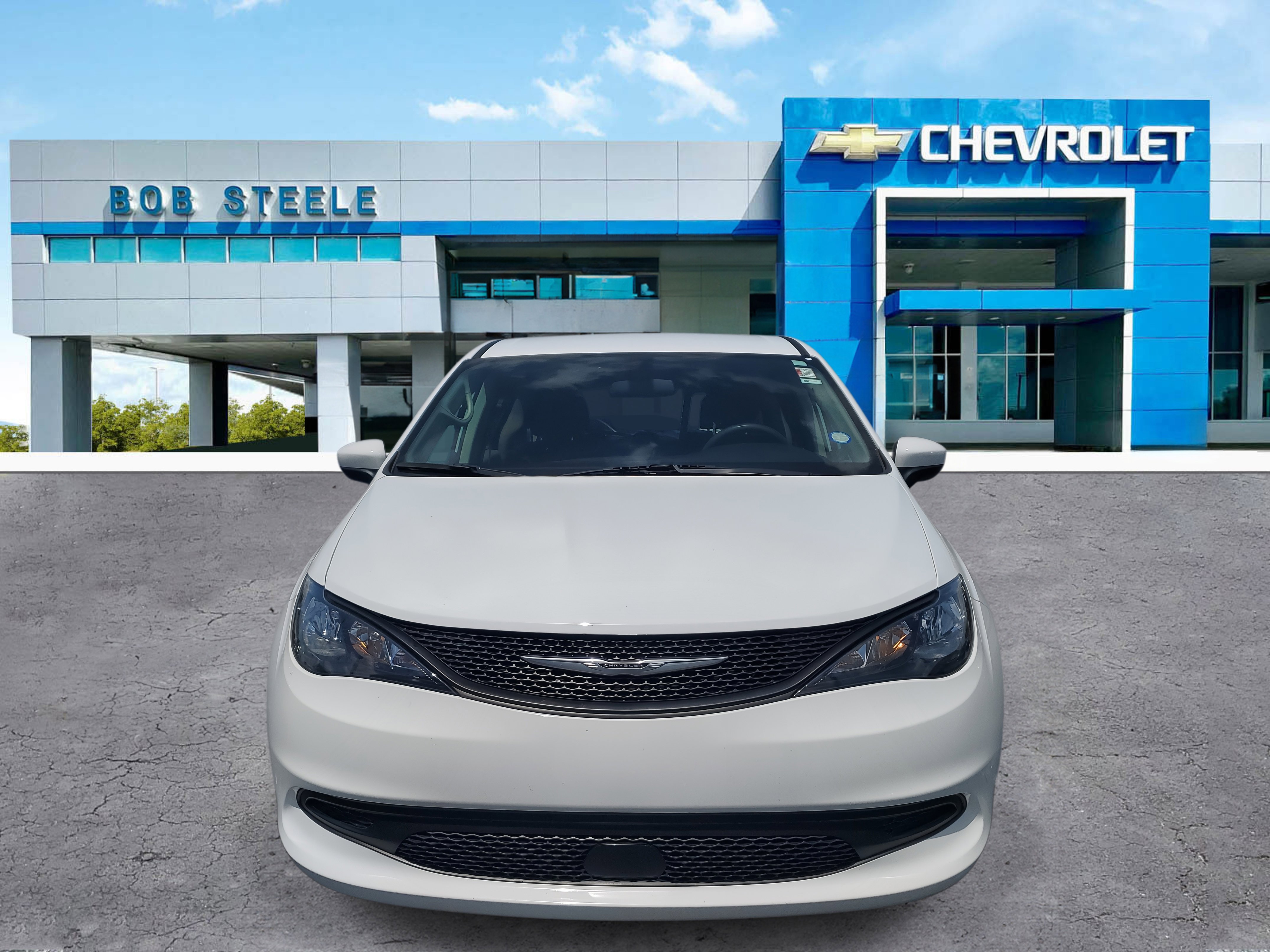 2022 Chrysler Voyager LX photo 2