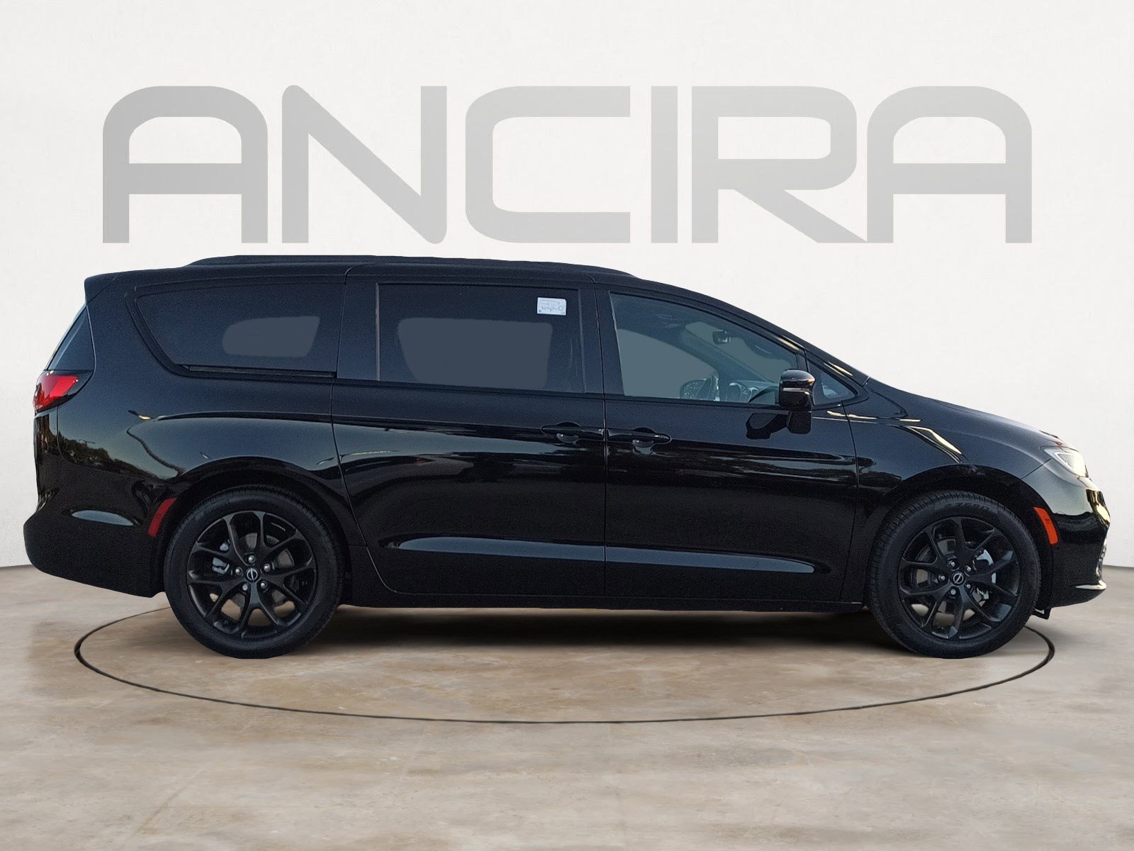 2025 Chrysler Pacifica Limited photo 11