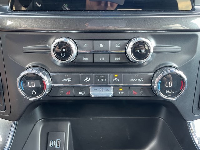 2021 Ford F-150 XLT photo 28