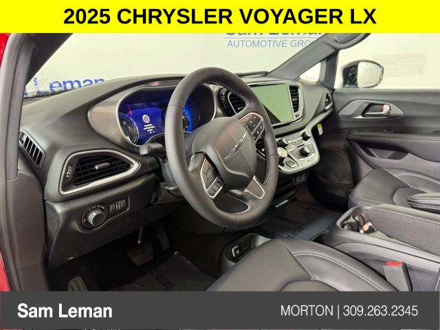 2025 Chrysler Voyager LX photo 12