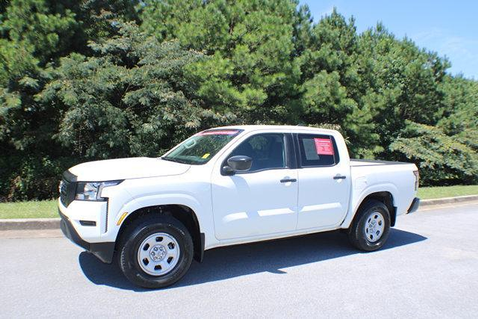 2023 Nissan Frontier S photo 3