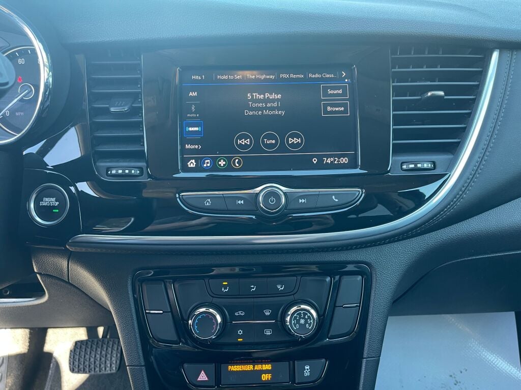 2022 Buick Encore Preferred photo 11