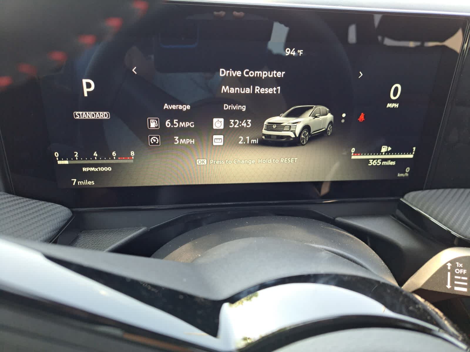 2026 Nissan Kicks SR photo 12