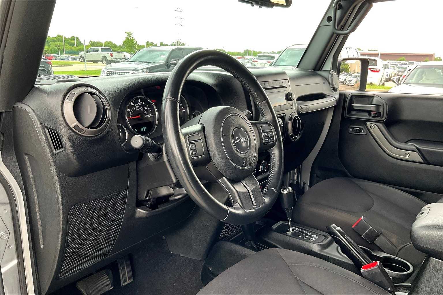 2018 Jeep Wrangler Unlimited Sport S photo 14