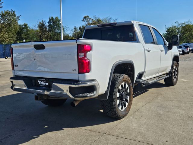 2020 Chevrolet Silverado 2500HD LT photo 3