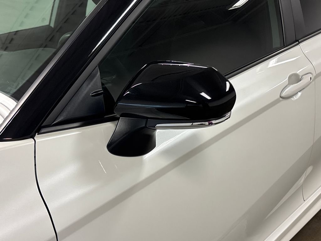 2025 Toyota Camry XSE photo 8