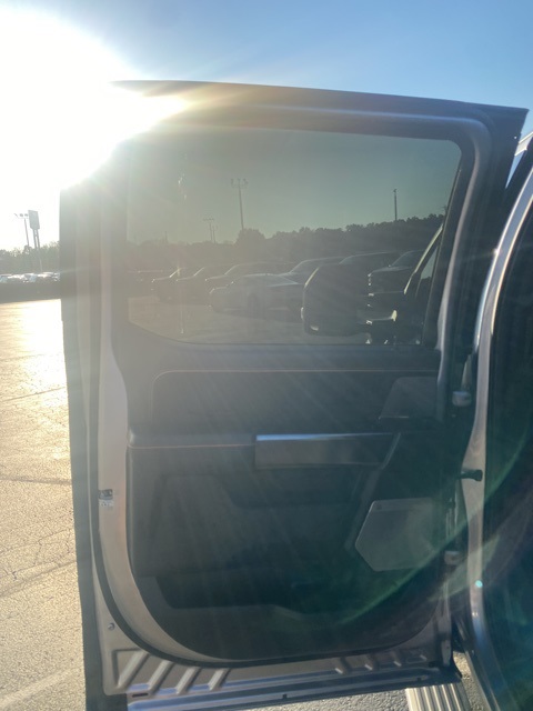 2022 Ford F-150 Platinum photo 34