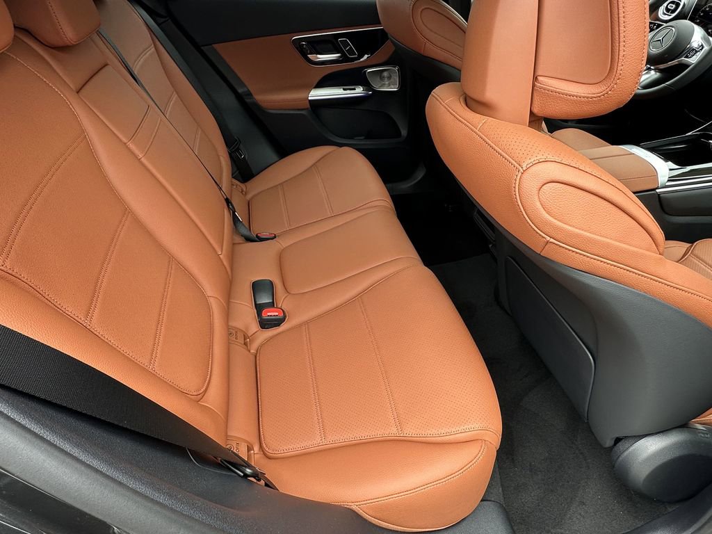 2025 Mercedes Benz GLC 350e 4MATIC photo 18