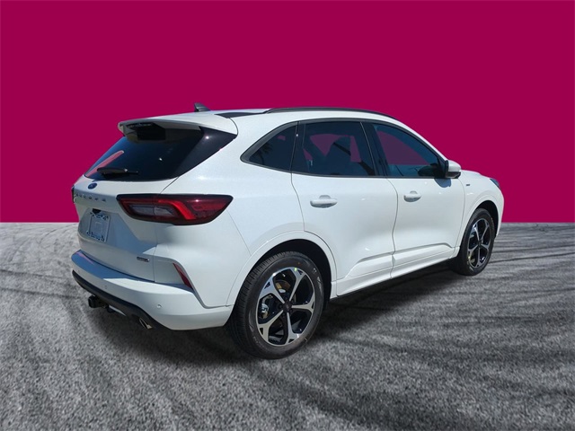 2026 Ford Escape ST-Line Elite photo 4