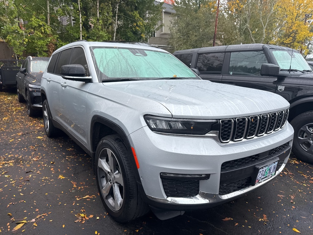 2021 Jeep Grand Cherokee Limited photo 3