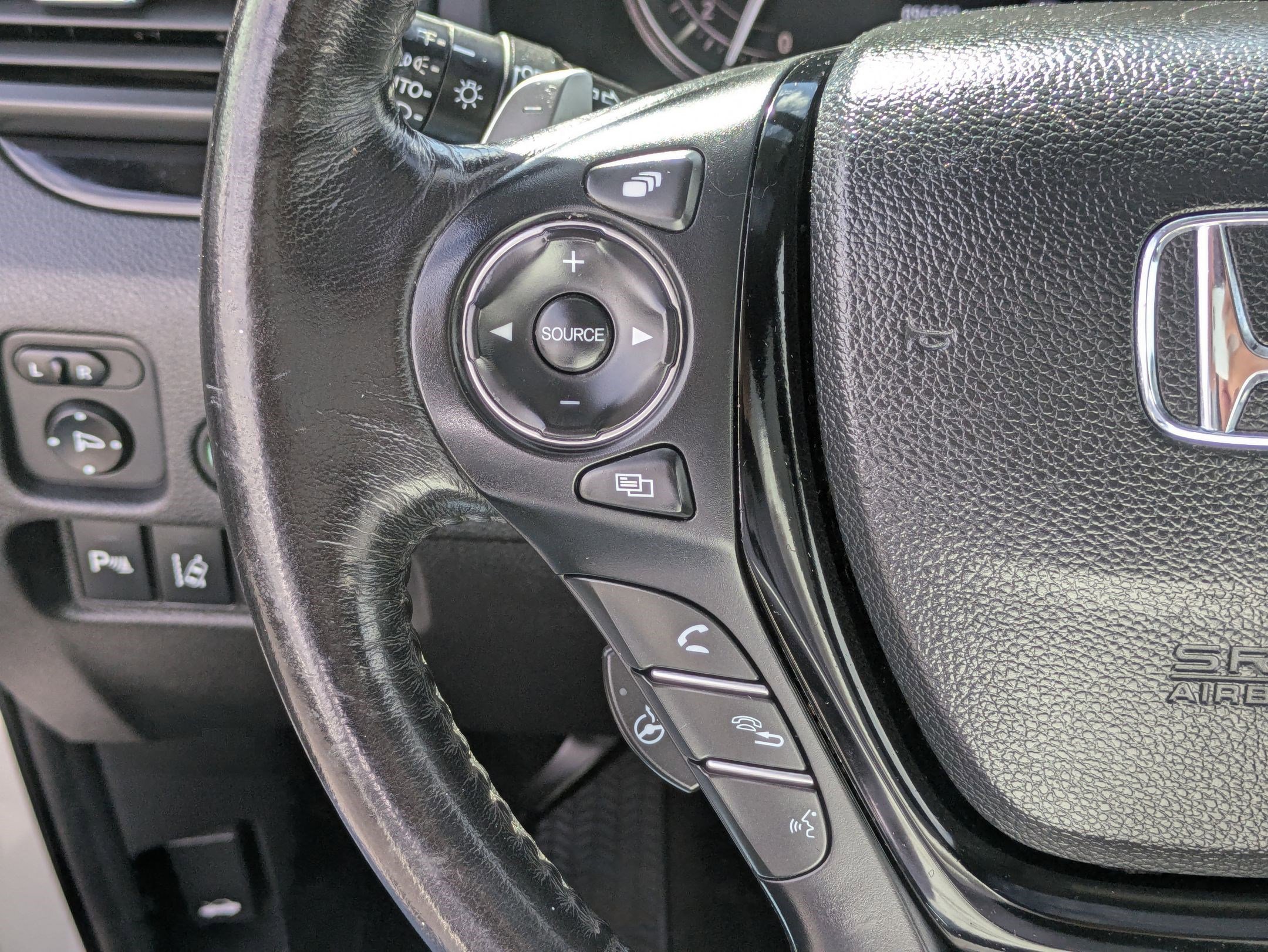 2018 Honda Pilot Elite photo 15