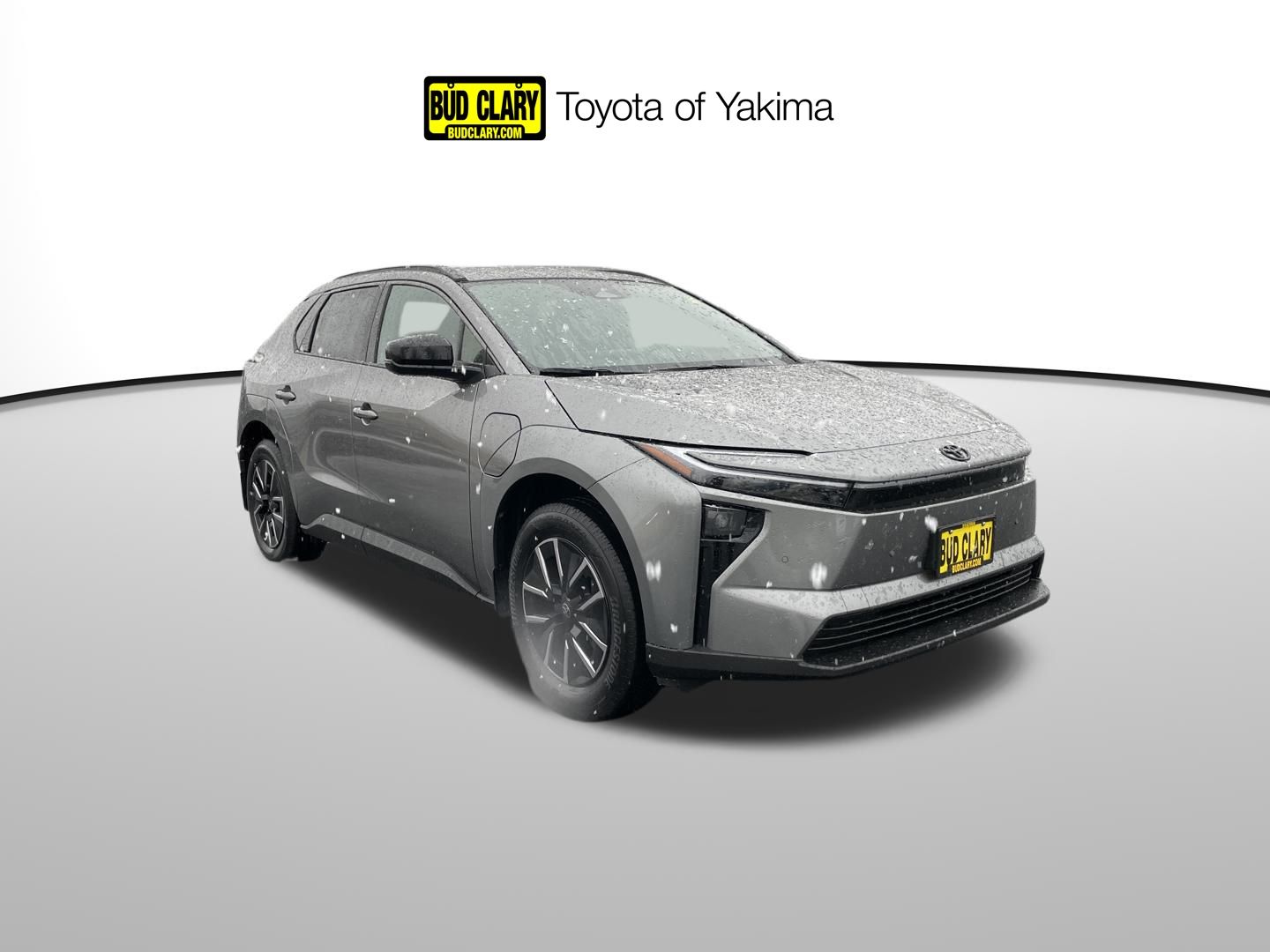 2026 Toyota bZ XLE's photo