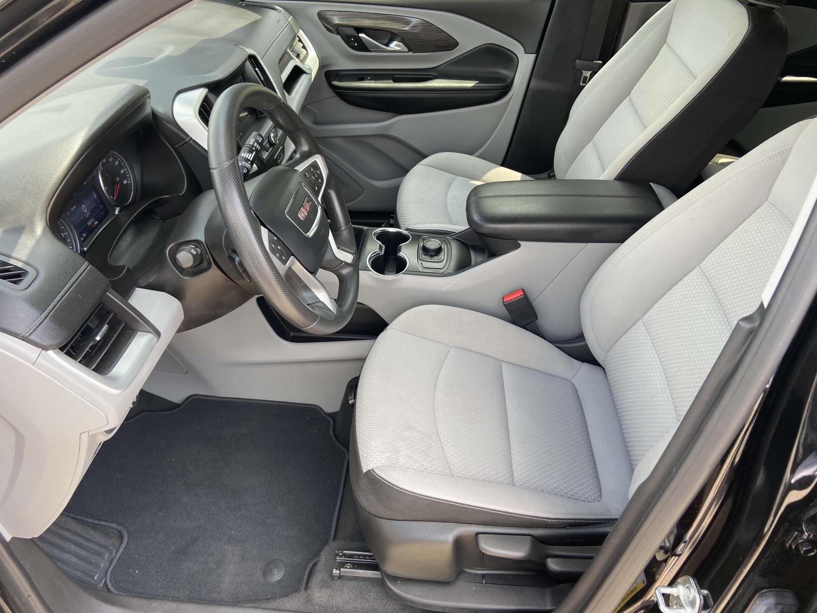 2024 Gmc Terrain SLE photo 3