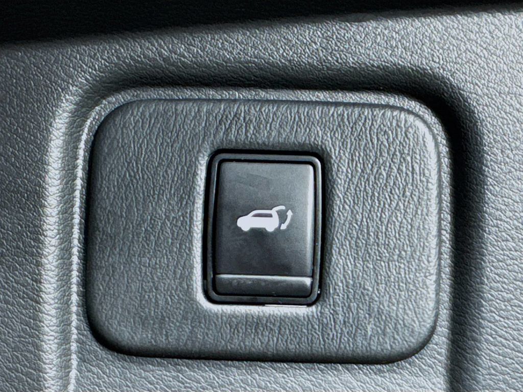 2020 Nissan Murano Platinum photo 32