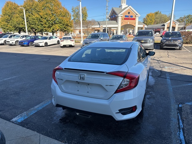 2019 Honda Civic Sport photo 4