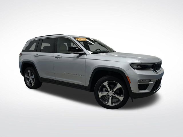 2024 Jeep Grand Cherokee Limited photo 35