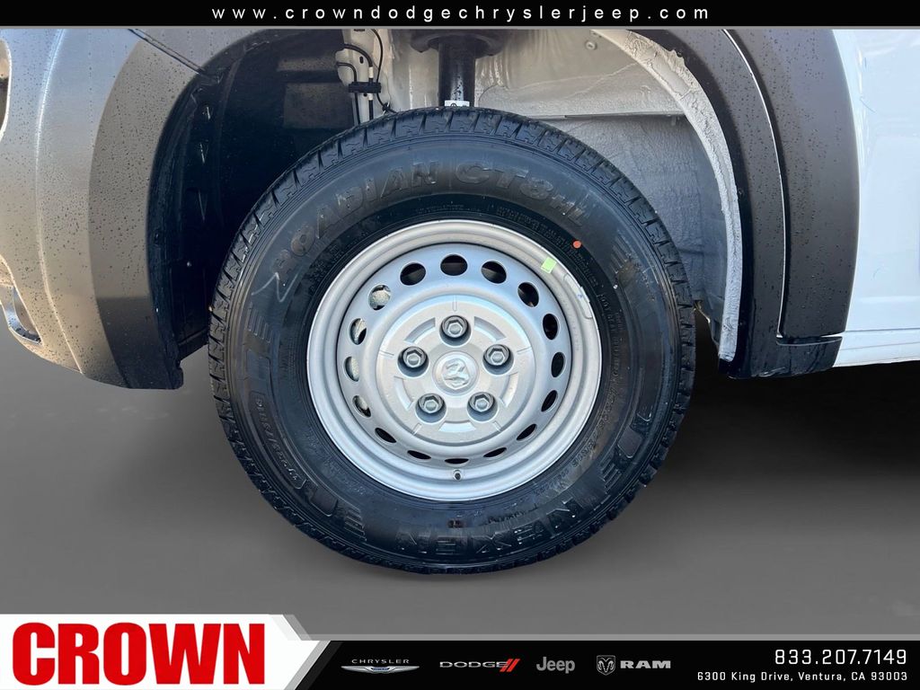 2024 Ram ProMaster 2500 photo 5