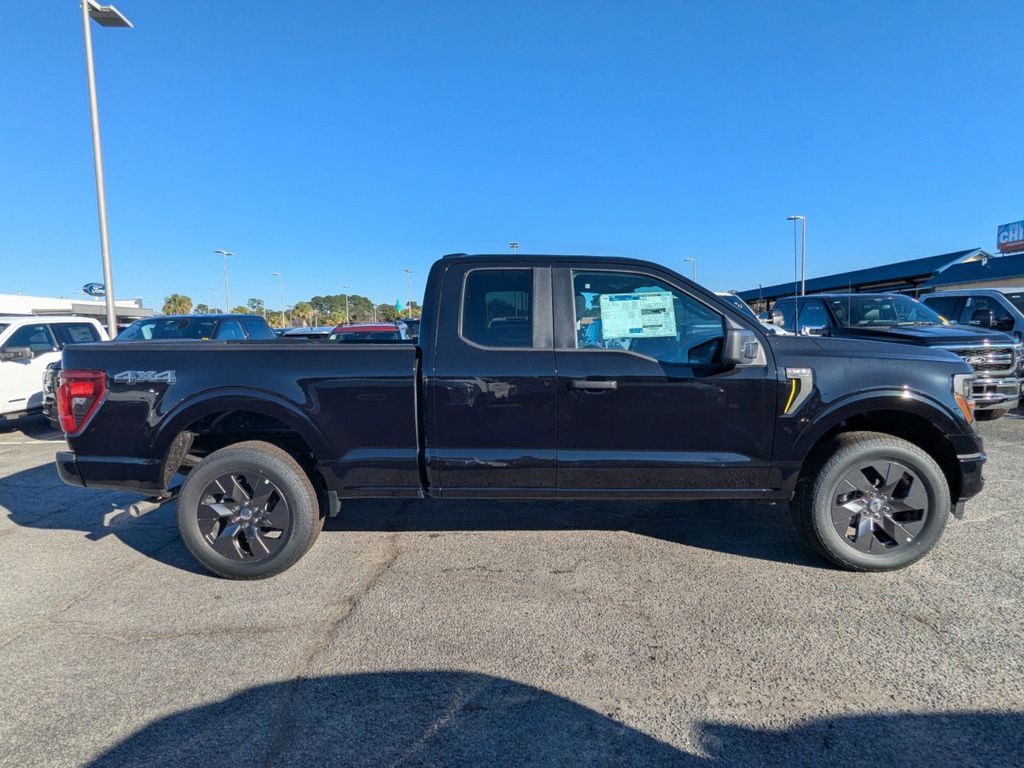 2025 Ford F-150 STX photo 3