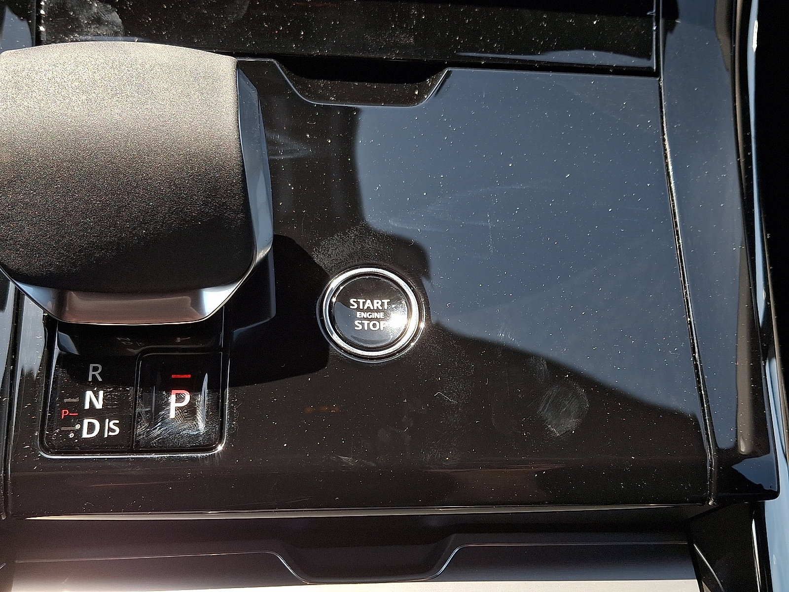 2025 Land Rover Range Rover Sport SE photo 24