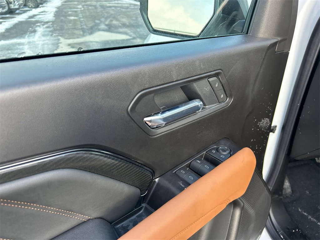 2026 GMC CANYON - Image 13