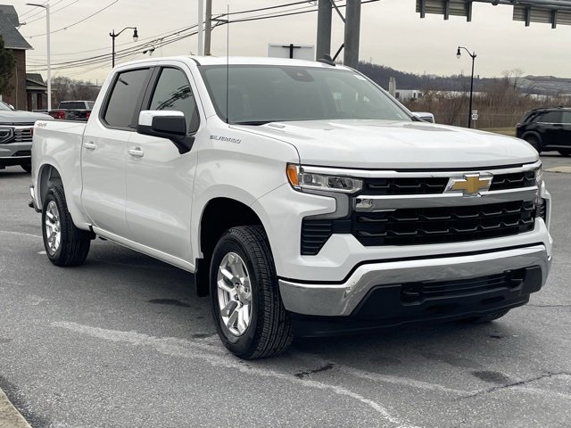 2026 Chevrolet Silverado 1500 LT's photo