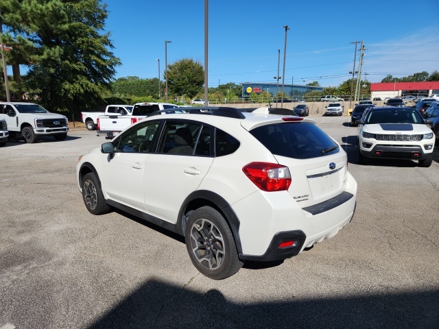 2016 Subaru Crosstrek 2.0i Premium photo 3