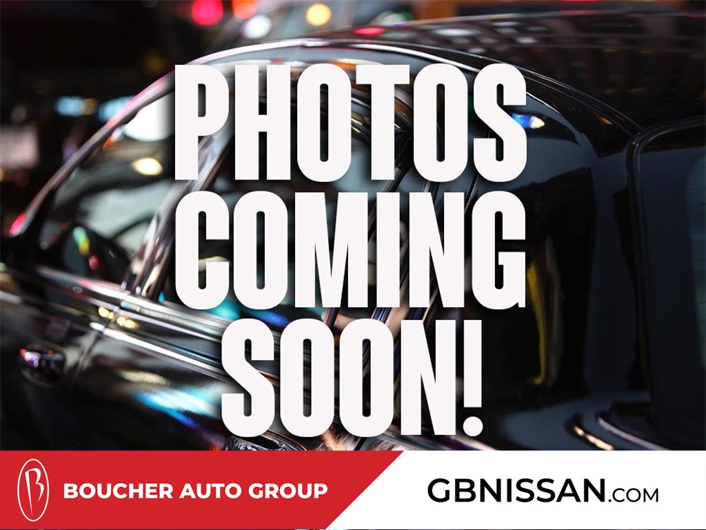 2019 Nissan Rogue SV's photo