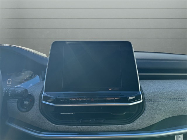 2025 Jeep Compass Latitude photo 14