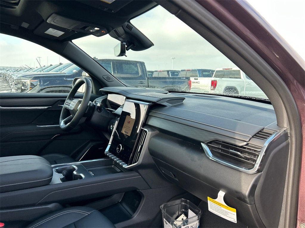 2026 GMC ACADIA - Image 38