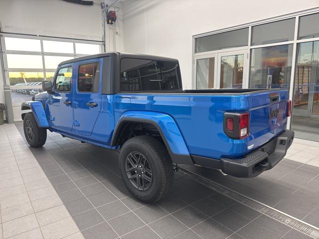 2025 Jeep Gladiator Sport S photo 3